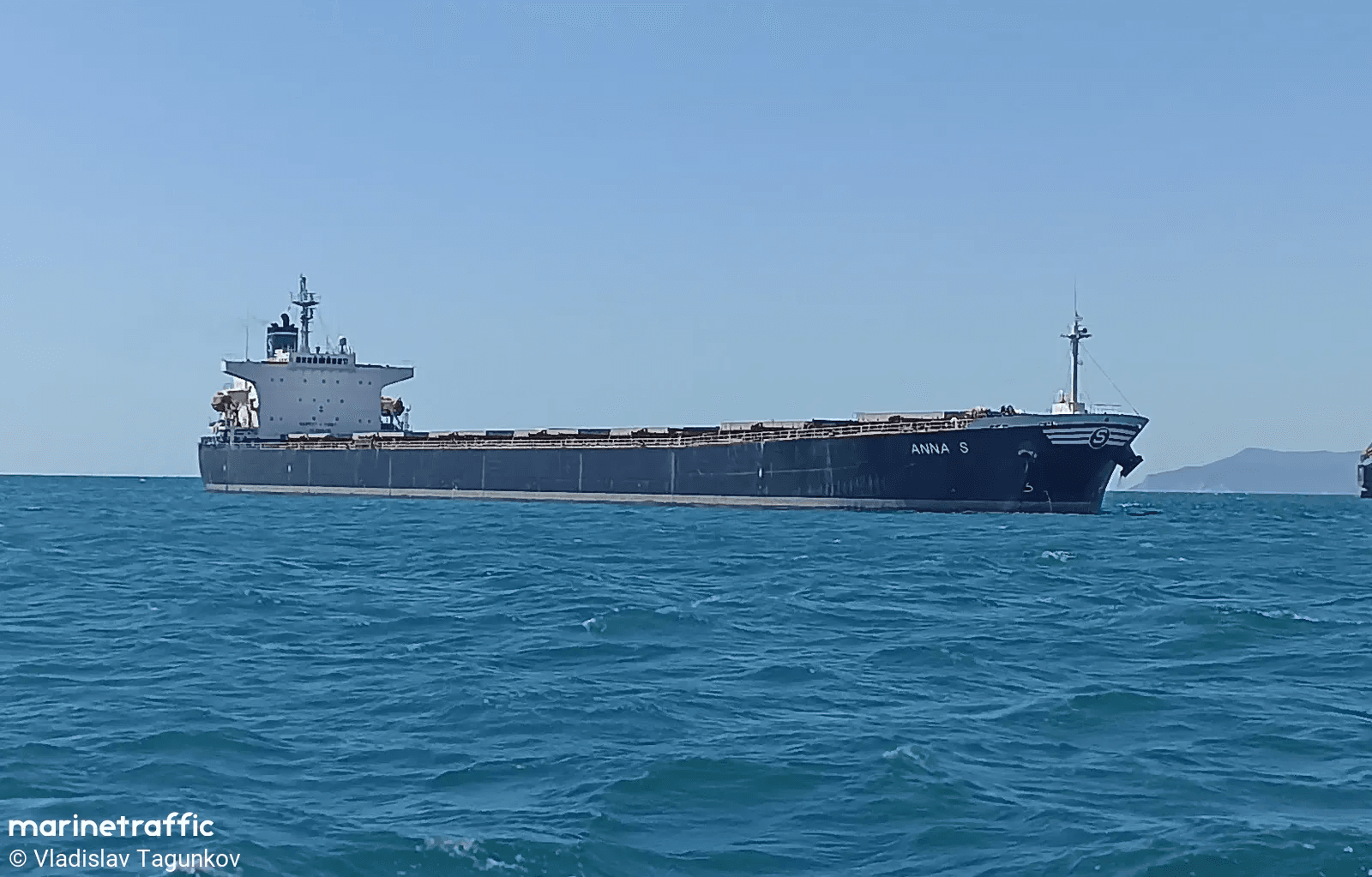 Vessel ANNA S and another vessel attacked in Black Sea.