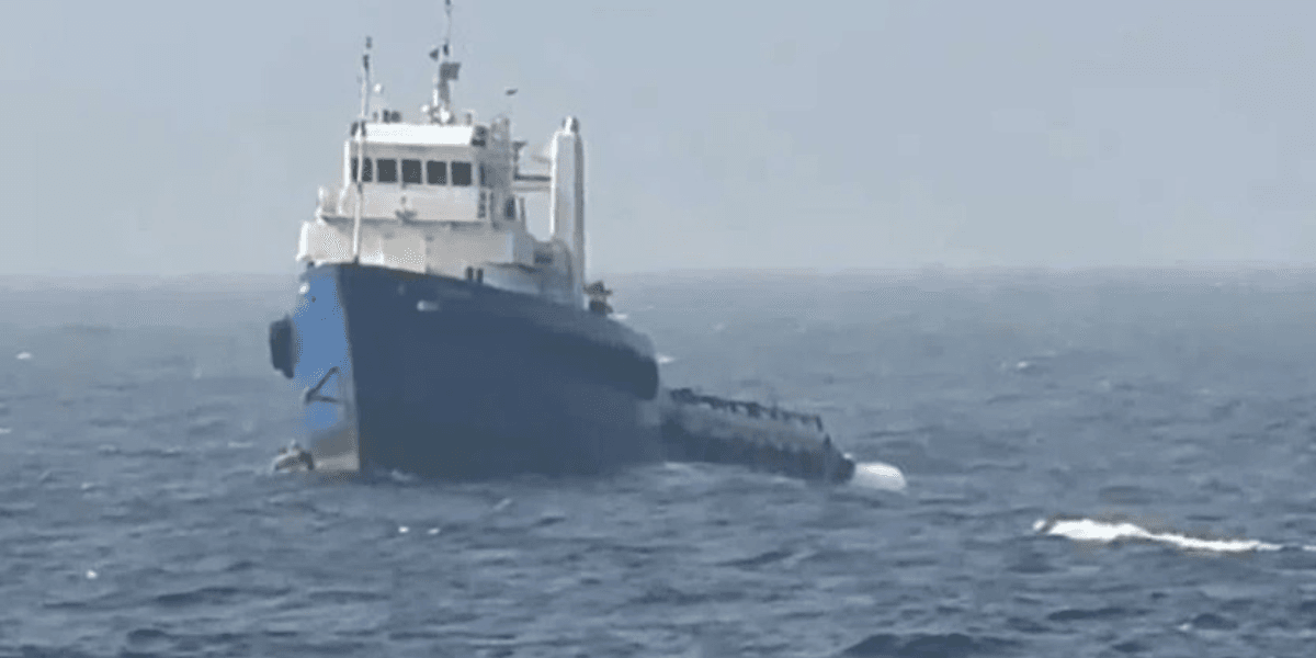Vessel GAUTUM disabled in Arabian Sea.