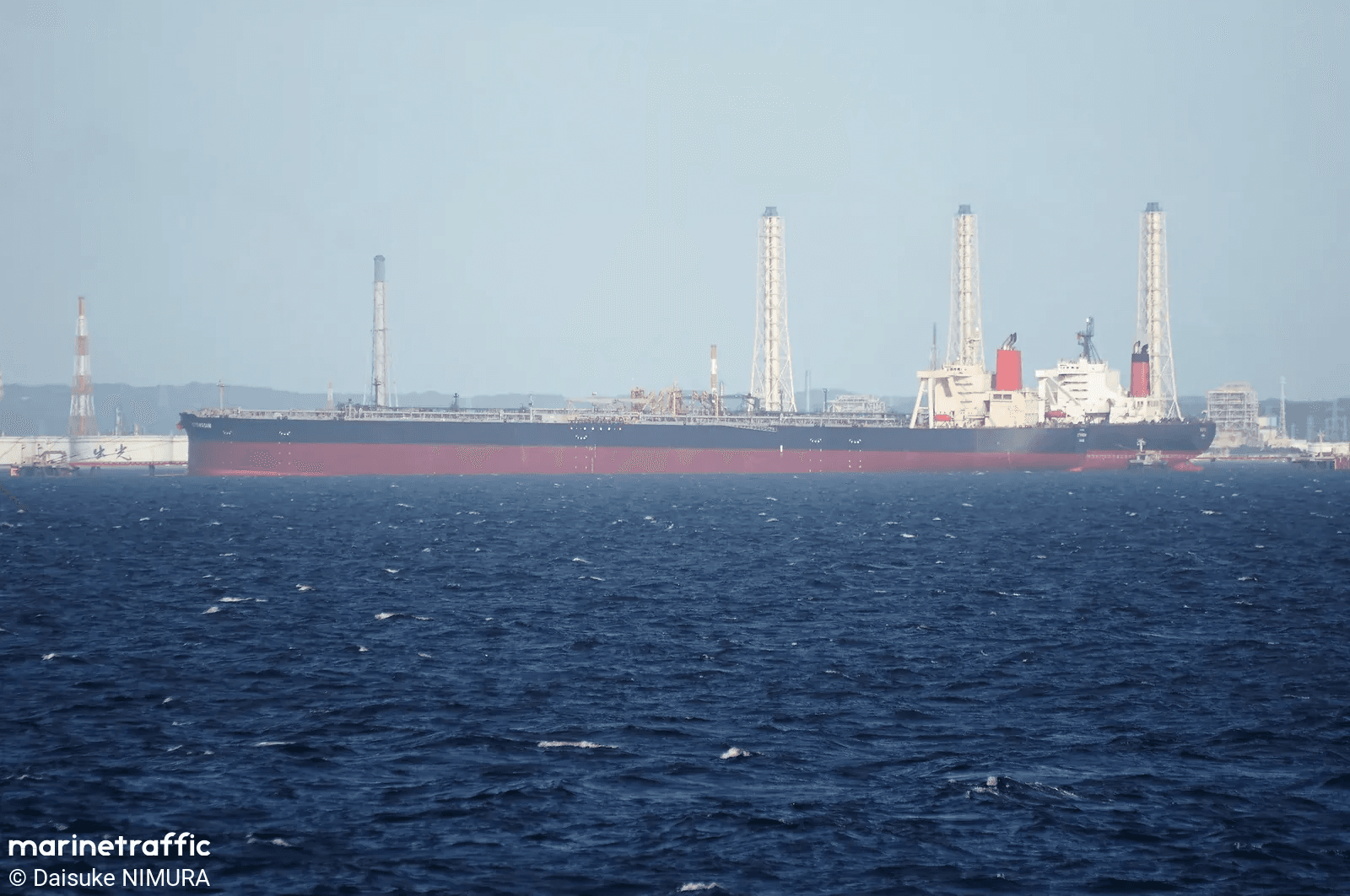 Ataque al petrolero NEW ANDROS en Irak.