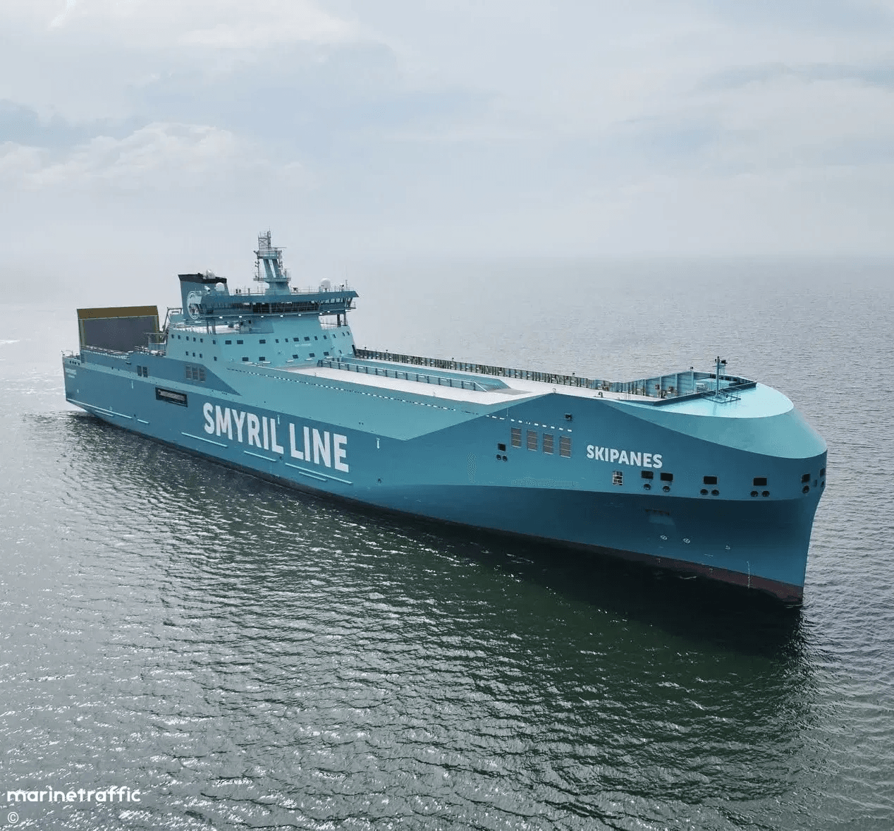 Vessel SKIPANES caught fire in the engine room.