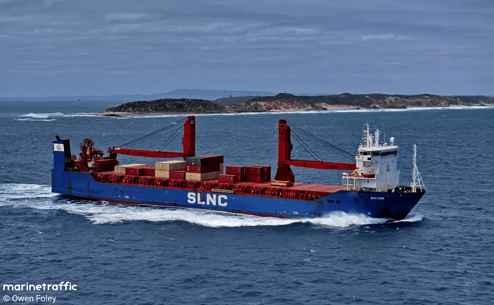 Vessel SLNC YORK suffer water ingress in Pacific.
