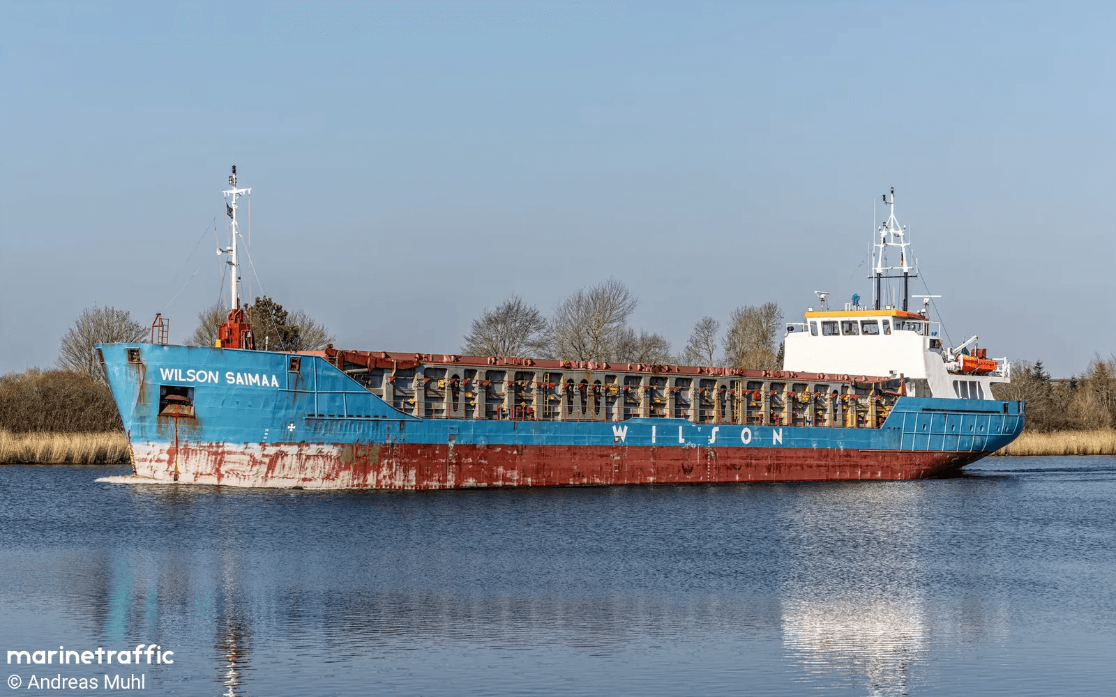 Vessel WILSON SAIMAA collided with quay in Sweden Water.